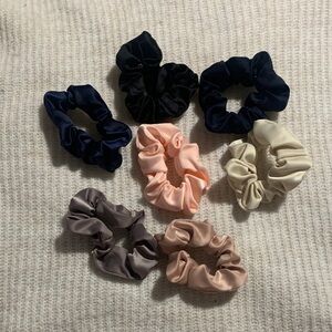 Silky Scrunchie Set - Multicolor